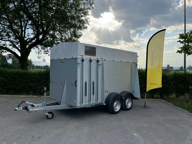 HUMBAUR, HTV 243016 AG swiss, Viehaufbau