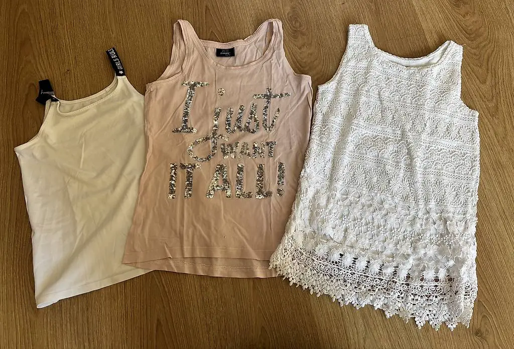 3 Träger-Tops Grösse 146 / 152