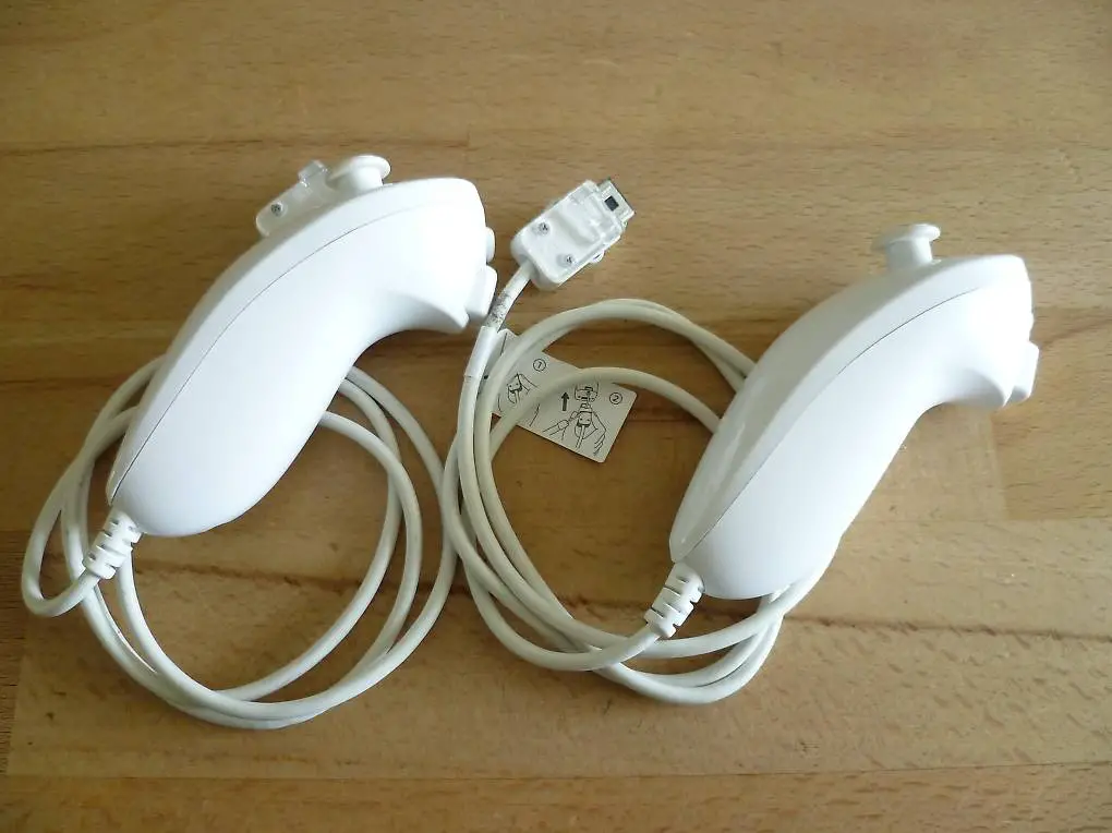2 originale Nintendo Wii Nunchuk Controller