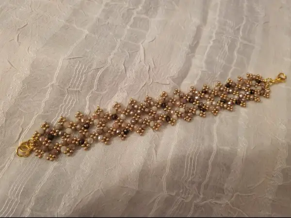 Handgemachte armkette aus glasperlen