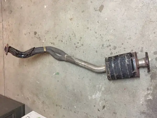 Auspufftopf zu Toyota Carina TA62