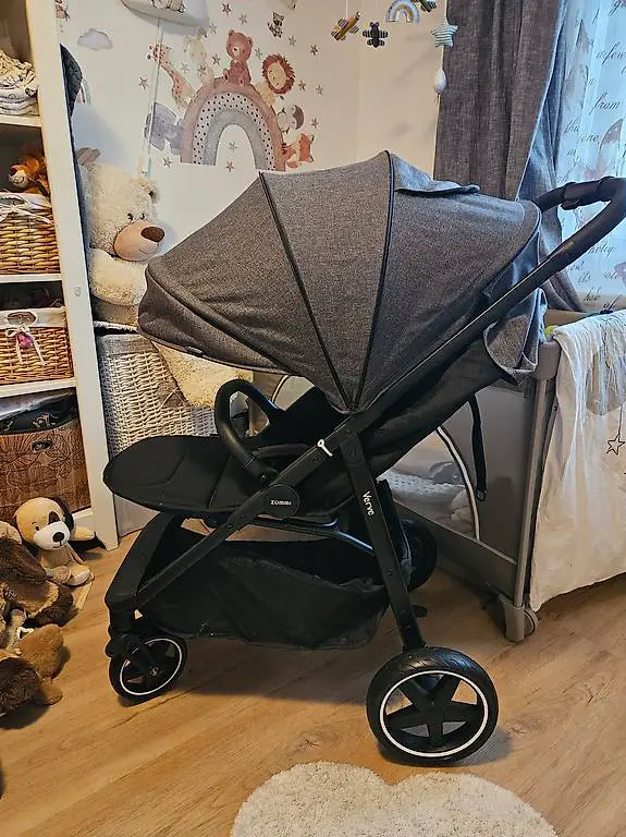 Neuer Buggy/ Sportwagen