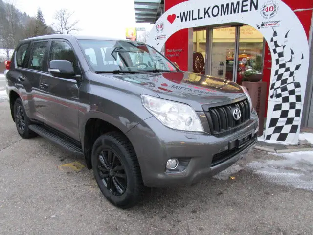 TOYOTA Land Cruiser 3.0 D-4D Linea Luna