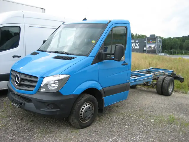 MERCEDES-BENZ, Sprinter 519 BT, Chassis-Kabine