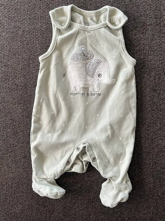 Strampler Grösse 56