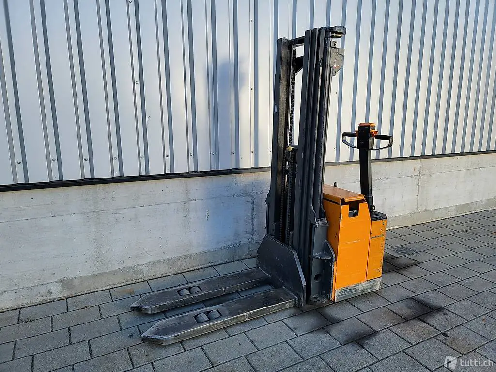  Stapler Still EGV 1600 Triplex Hub 430cm