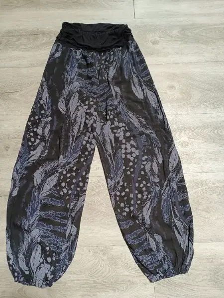 Leichte Sommerhose M/L