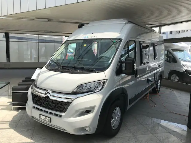 SunLiving V60 SP TenTop, Wohnmobil / Wohnwagen