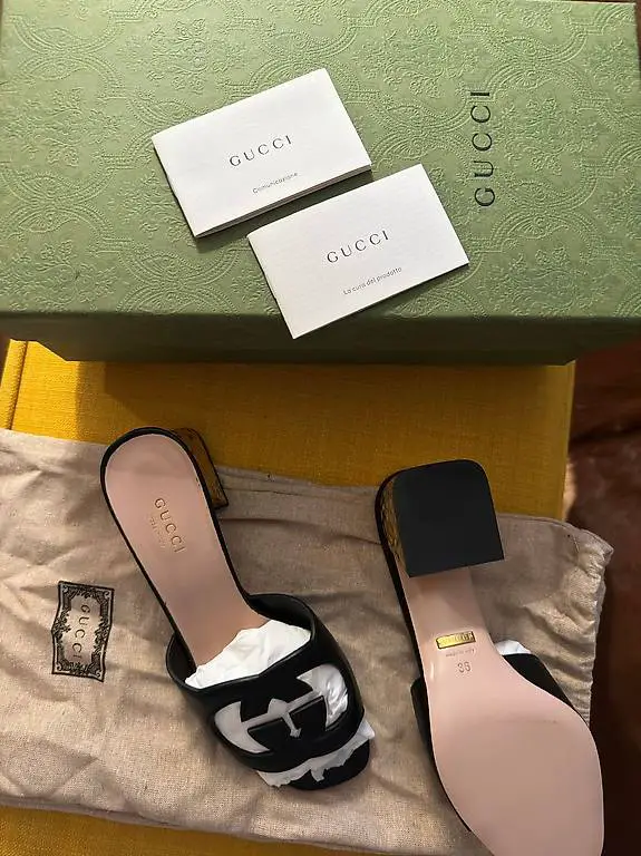 Gucci Sandalen