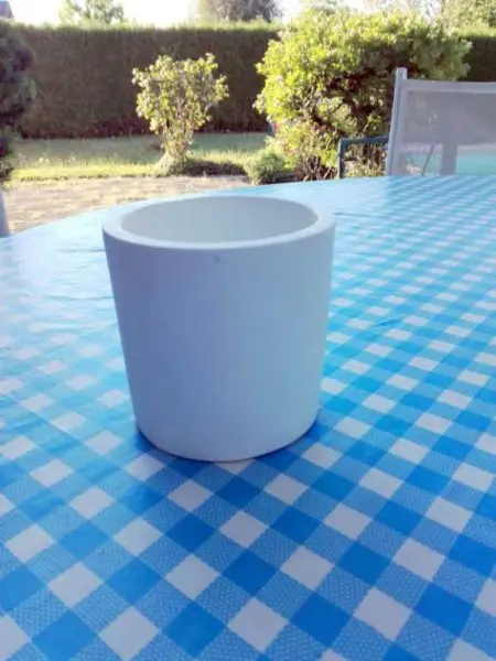  Cache-pot terre-cuite blanchie