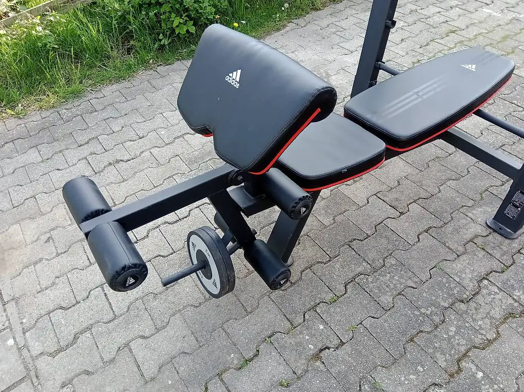 Hantelbank von Adidas