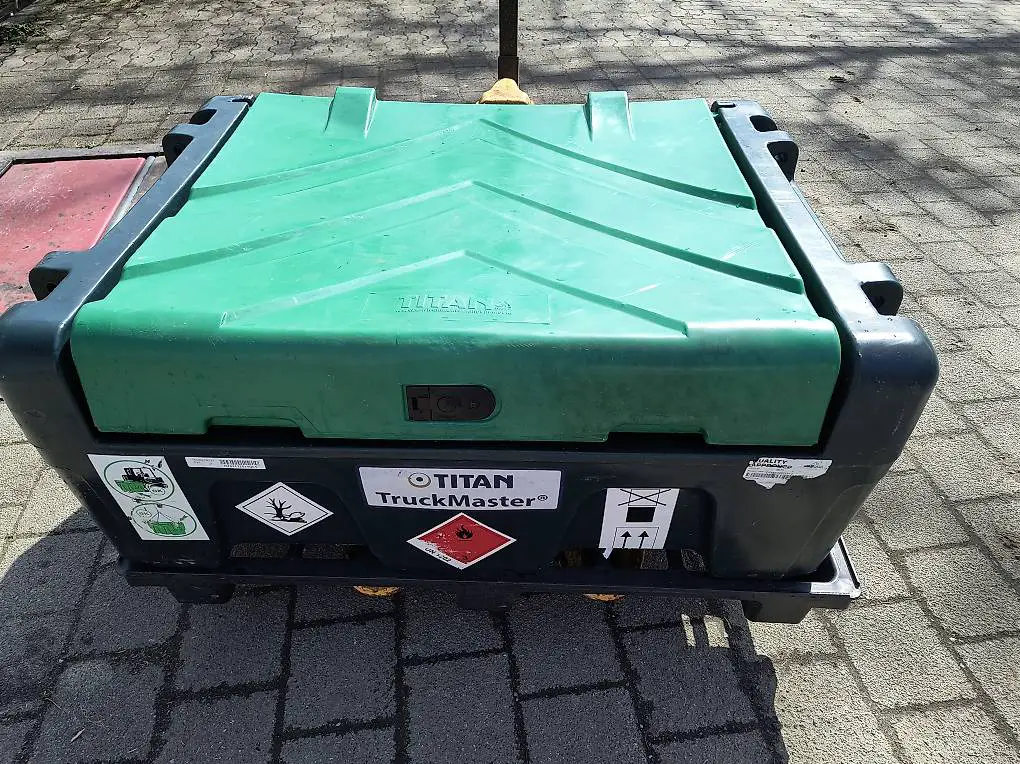 Titan Truckmaster Mobile Diesel Tankstelle 200 liter