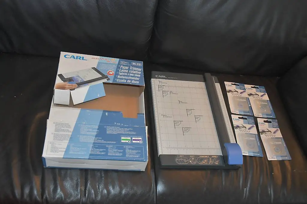 Papierschneidemaschine Büttenrandschneidemaschine von Carl