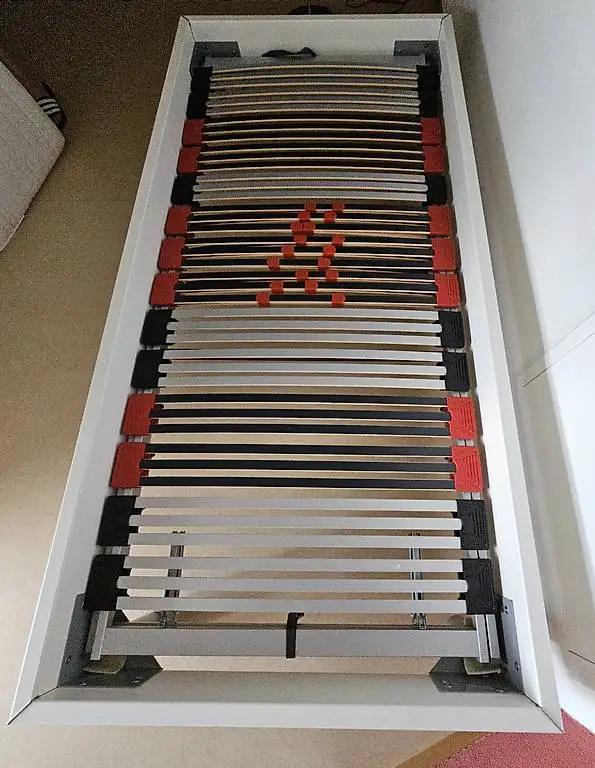 Bettrahmen 90x200 & Einlegerahmen