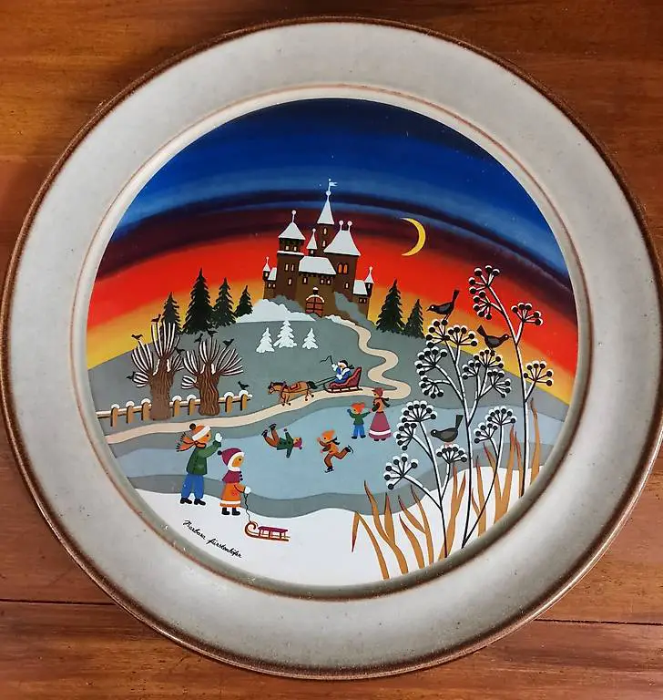 Wandteller Winter Schramberger Majolikafabrik