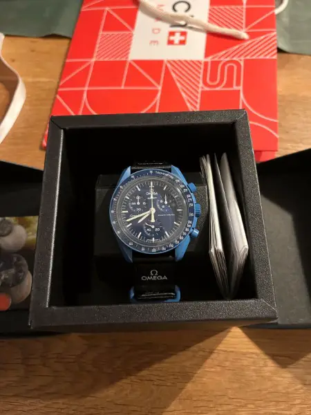 Swatch xOmega Moonswatch Mission to Neptune NEU