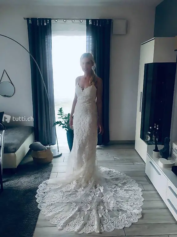 Hochzeitskleid Marke enzoani mit spitze zu verkaufen