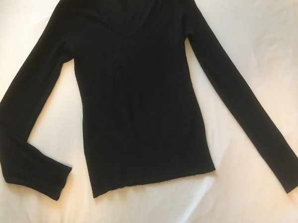 Schöner V - Pulli Gr. S