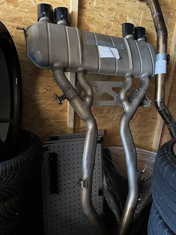 BMW M4 G82 Originale Auspuffanlage