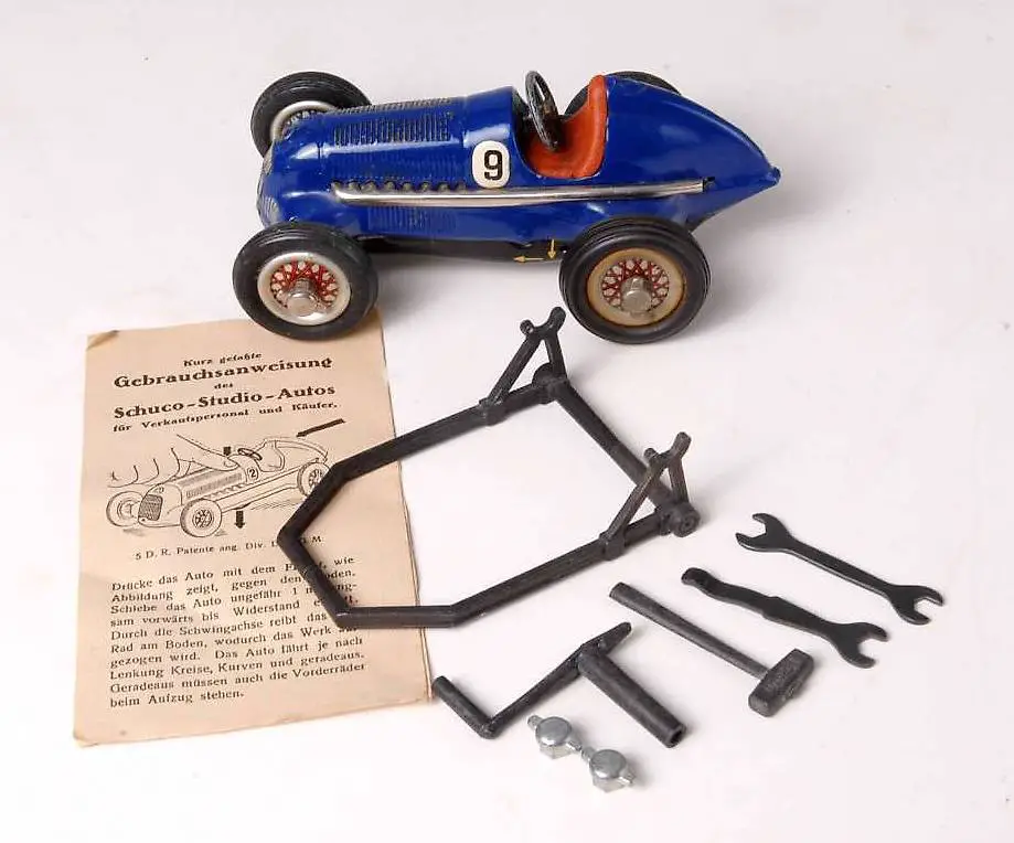 Schuco Studio 1050 Mercedes Silberpfei in aus dem Jahre 1948