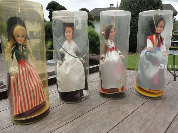  Trachtenpuppen, 4 Stücke