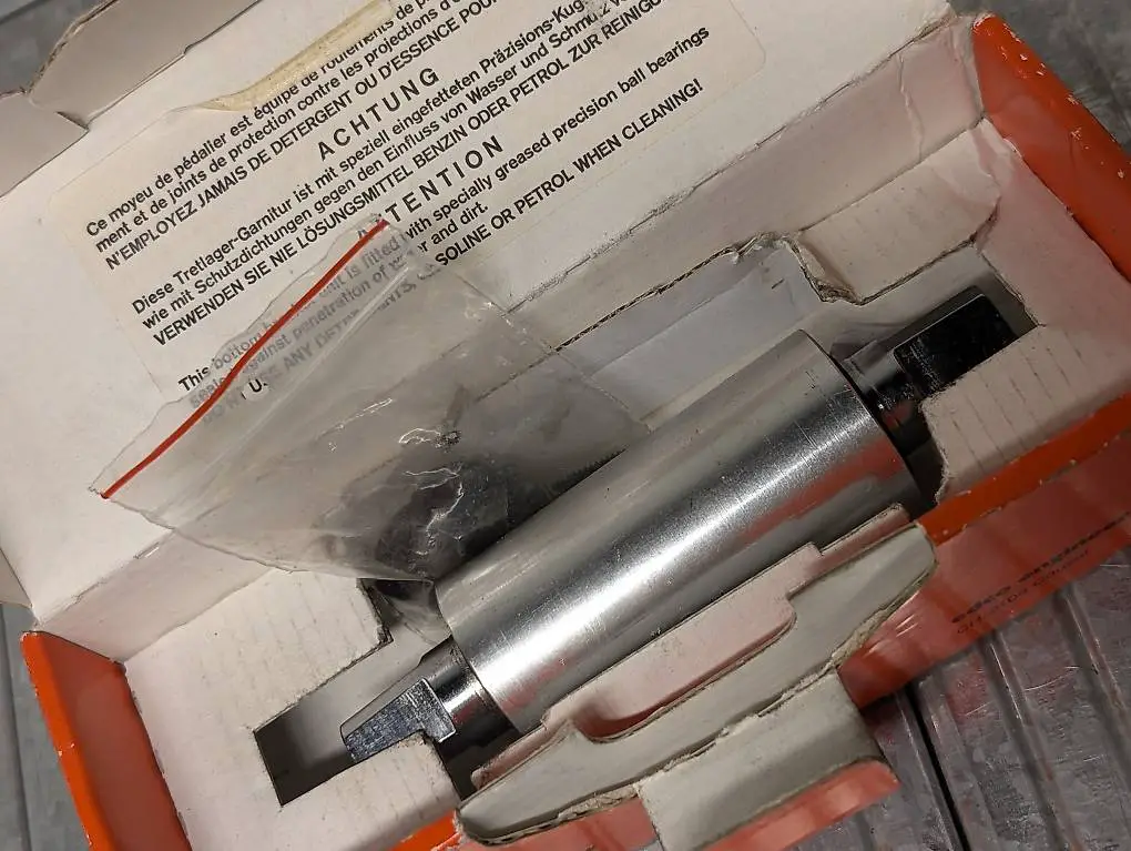 Neues Edco Retro Innenlager