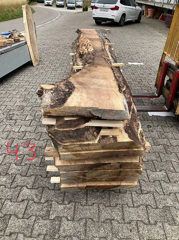 Nussbaum Klotzbretter Holzbretter