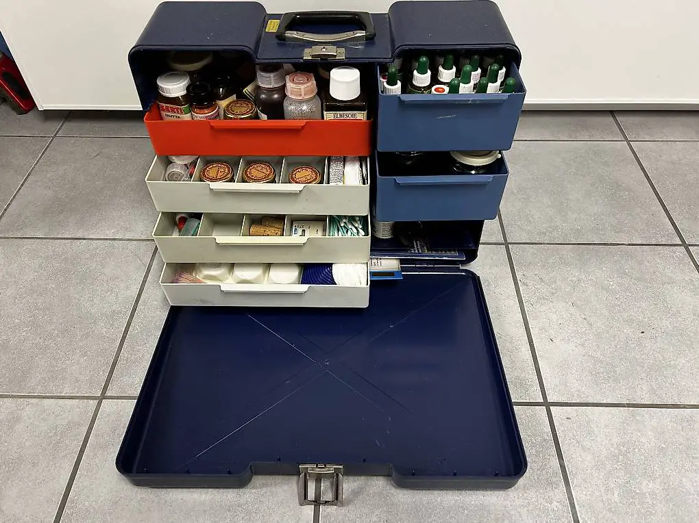 Malkoffer Seidenmalerei