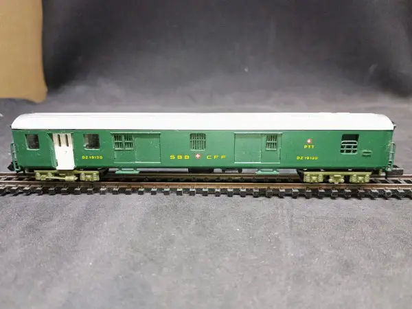 Spur N, Arnold 3750 SBB Gepäckwagen Gattung DZ, ikl. Porto