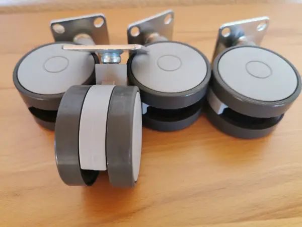 4 NEUE Lenkrollen, Durchmesser 6 cm