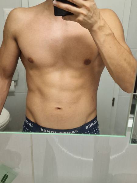 Escort Boy Exclusivement Pour Femmes et Couples