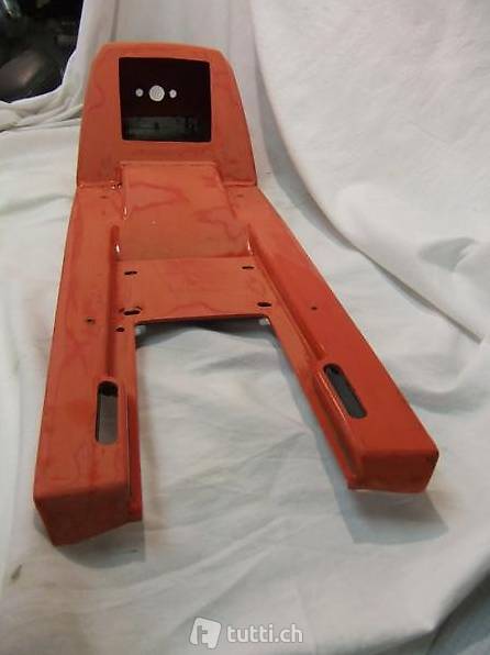 MV Agusta 350 Ipotesi, Heck, Höcker