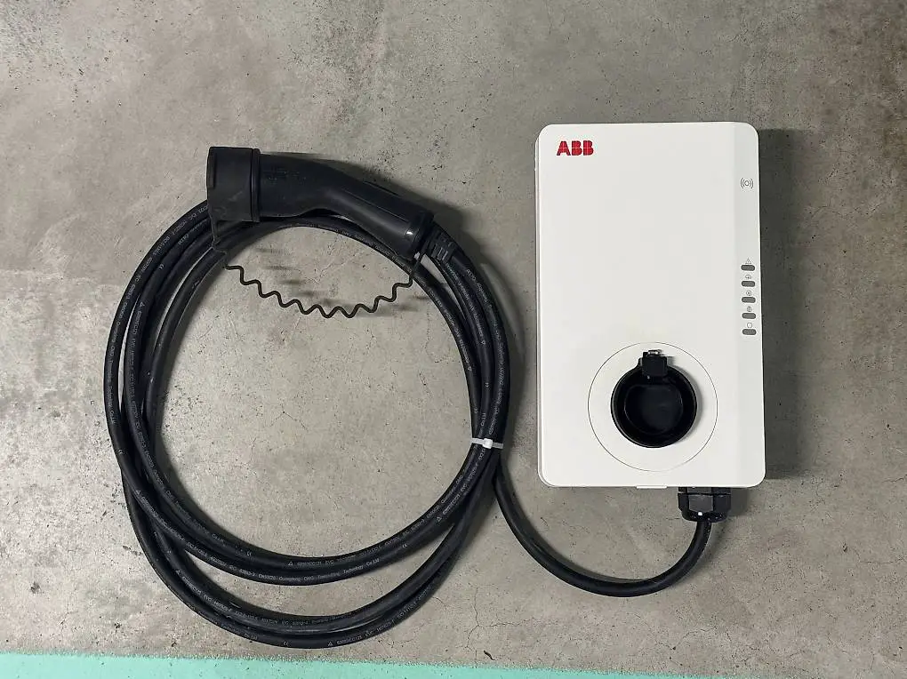 ABB - E Auto Ladestation
