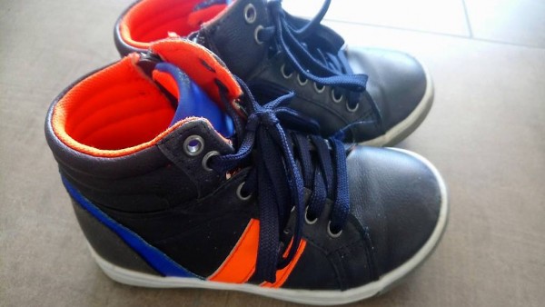 Jungenschuhe-Halbschuhe Grösse 31