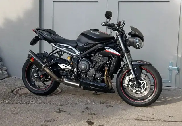 triumph street triple 765 rs