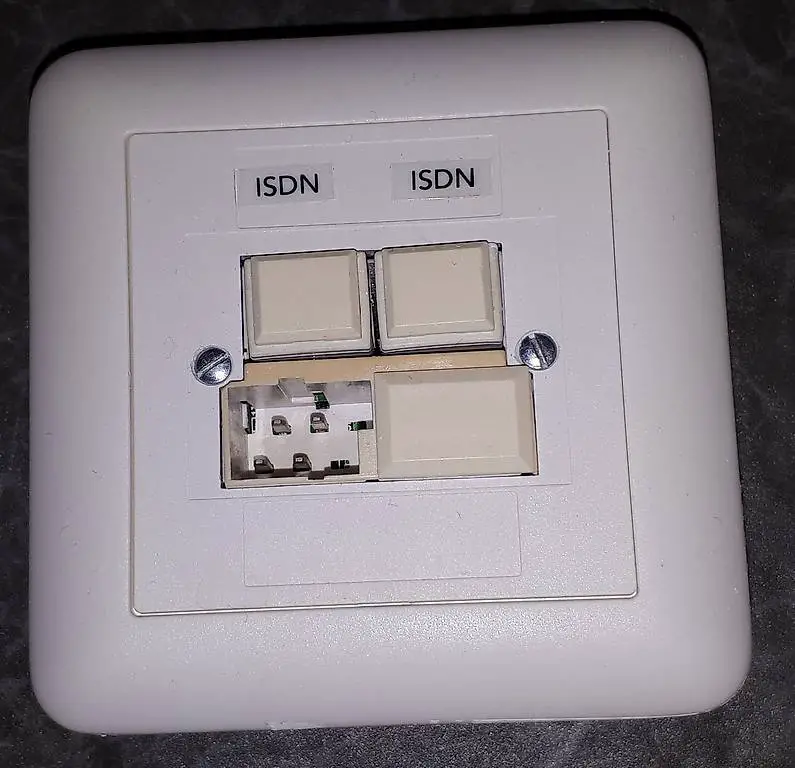 Feller DSL 4fach Dose 2xT+T, 1xRJ45, 1xRJ11