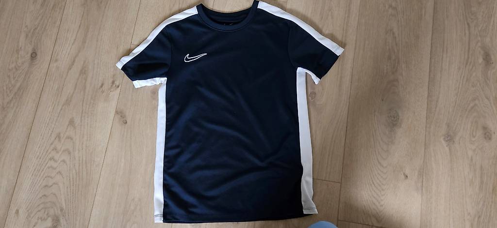 Nike T-shirt entrainement/Kinder Trainingsshirt -137-147 (M)