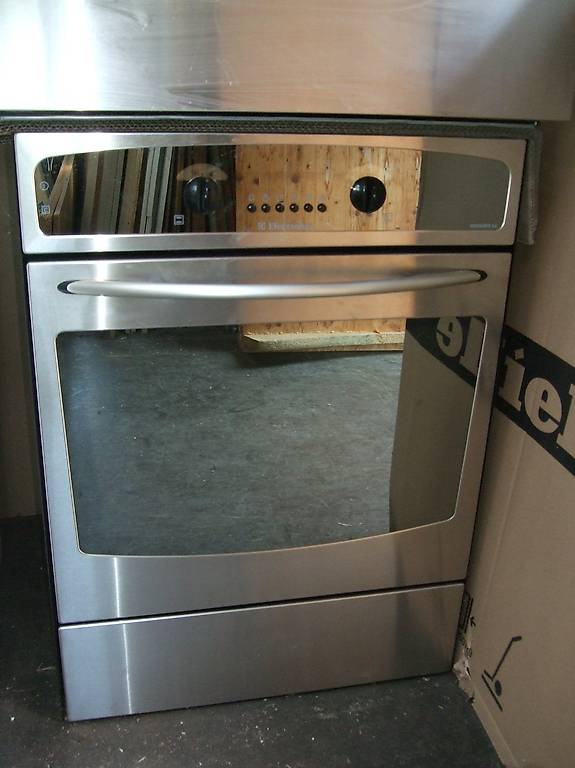 Occasion-Einbaubackofen