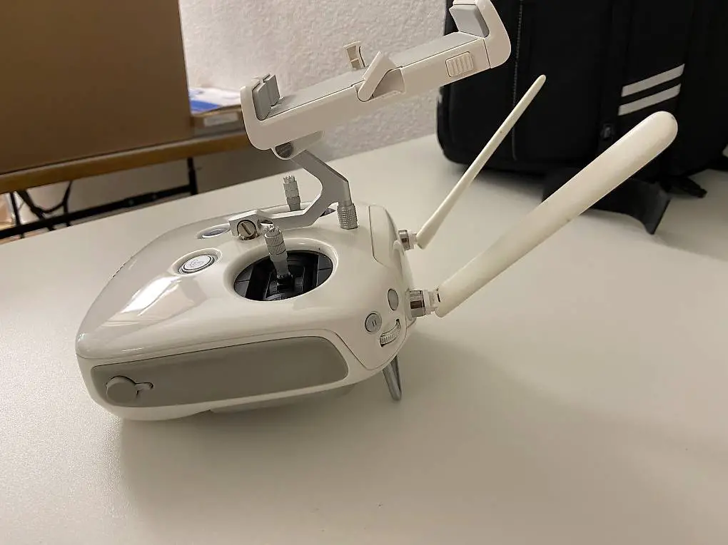 Steuergerät? Controller zu dji Phantom 4