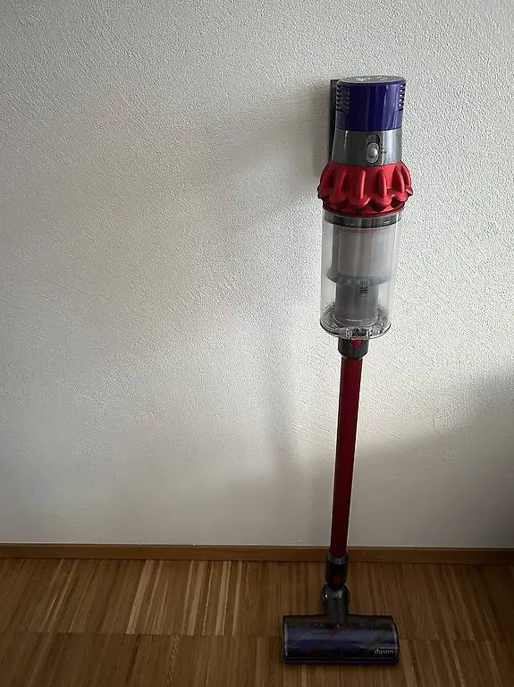 Dyson V10 Origin