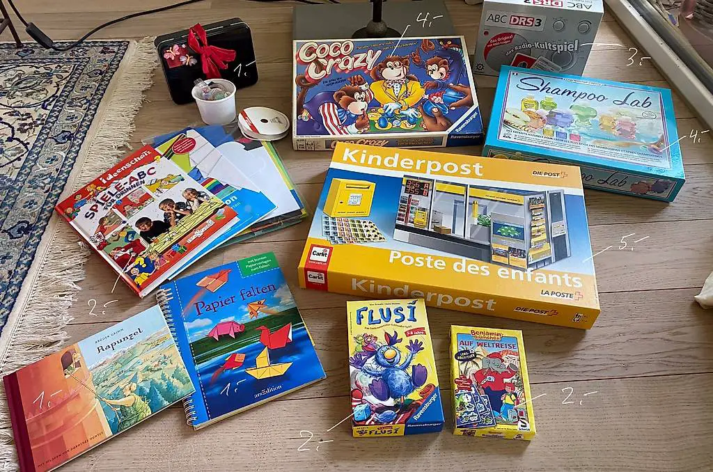 Spiele und Basteln im gutem Zustand 2- 5Fr.