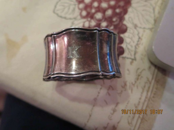 Jezler Serviettenring mit Initia L Gew 24.1 Gramm