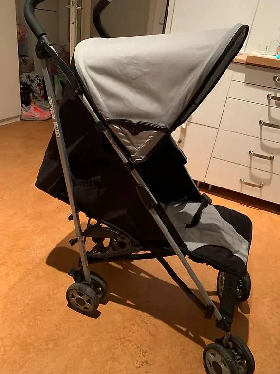 Hauck Buggy Reisebuggy Kinderwagen leicht