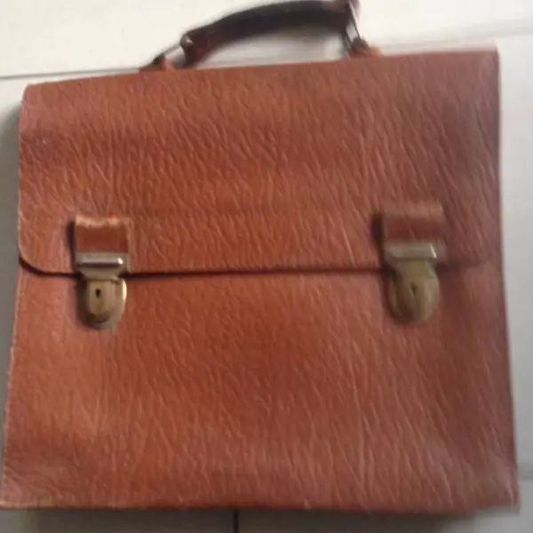 Ledermappe in sehr gutem Zustand