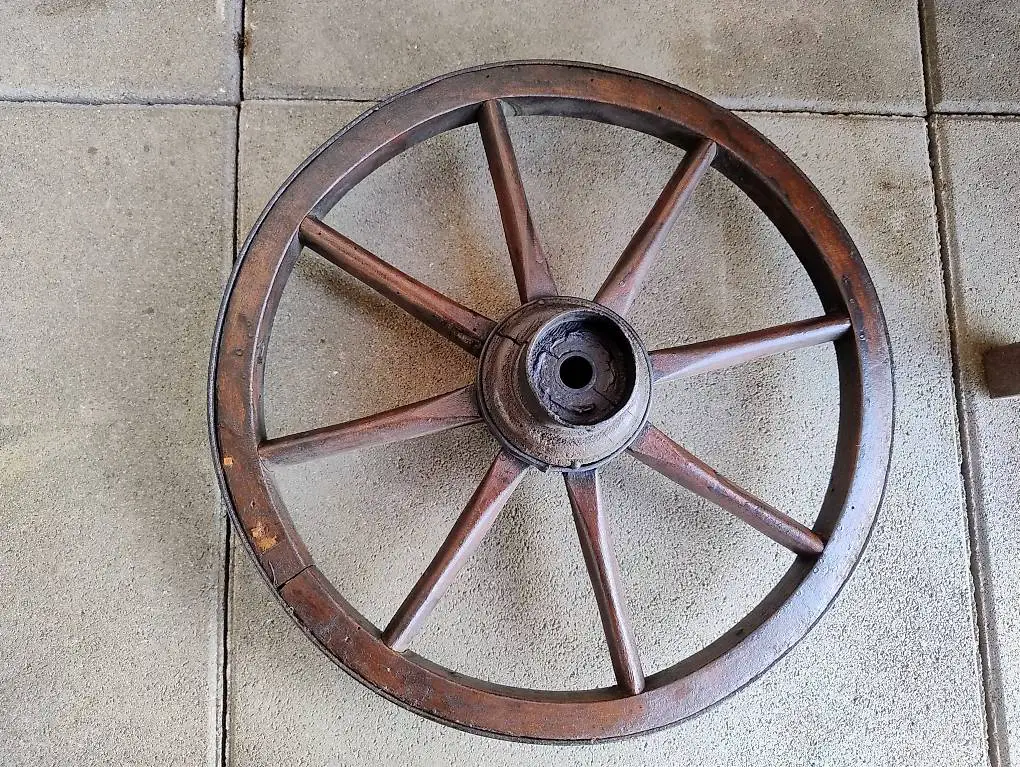Wagenrad Holz Antik Nr.456