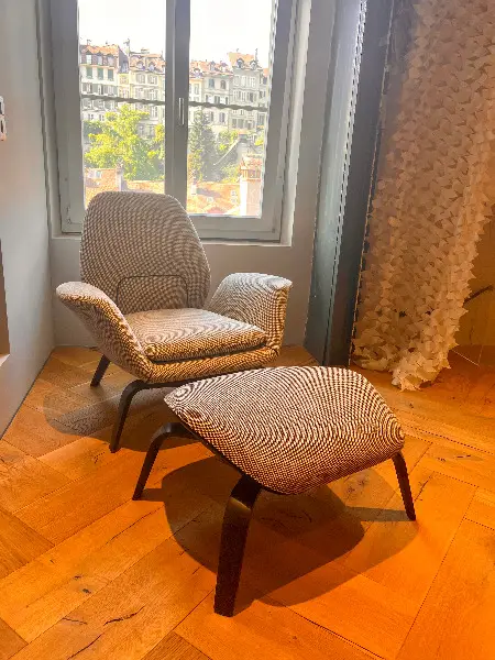 Sessel mit Hocker von Minotti