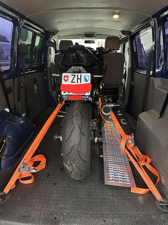 Kleintransporte &Motorradtransporte schnell und zuverlässig