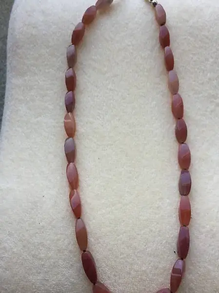 Chalcedon - Kette Edelstein Mineralien Schmuck Steine Basel