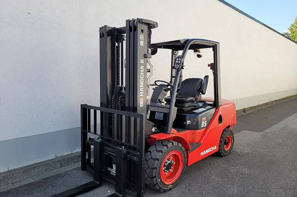 Hangcha 25309 Diesel-Frontstapler Bj. 2022 Triplex Bluespot