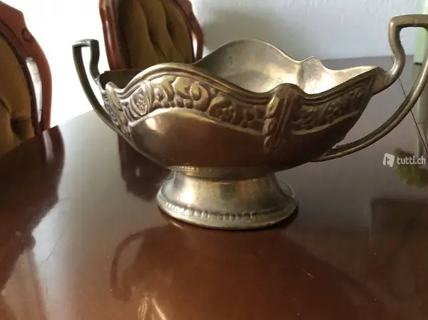 Messing Schöne Schale L-33-H-13.5 B-15.5